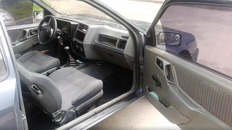 Ford Sierra 2.0i S EFI 2