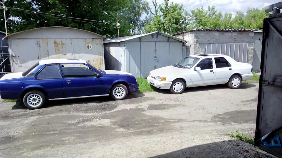 Ford Sierra 2.0i zEFIr 3
