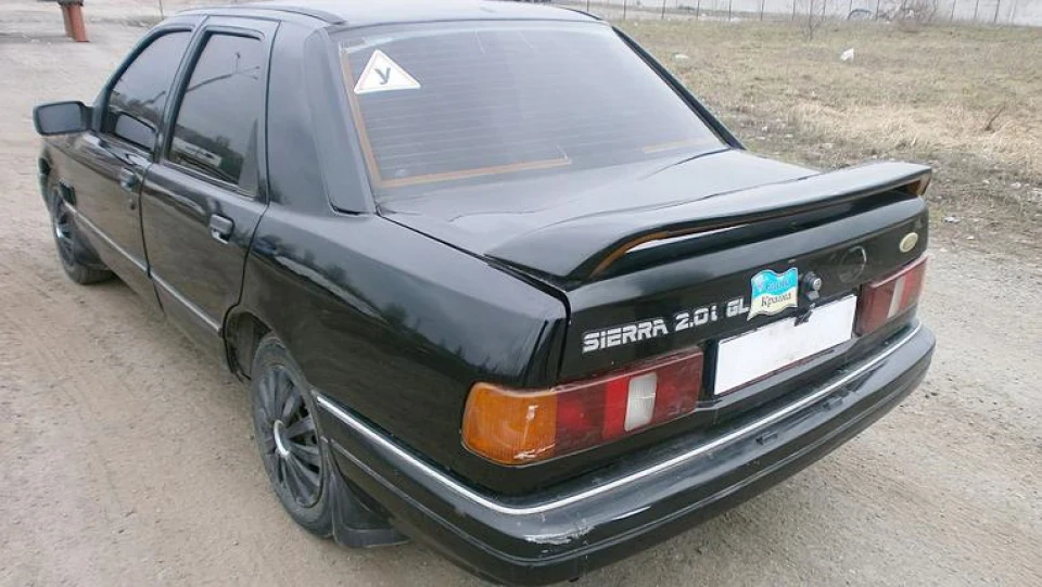 Ford Sierra 2.0i 5