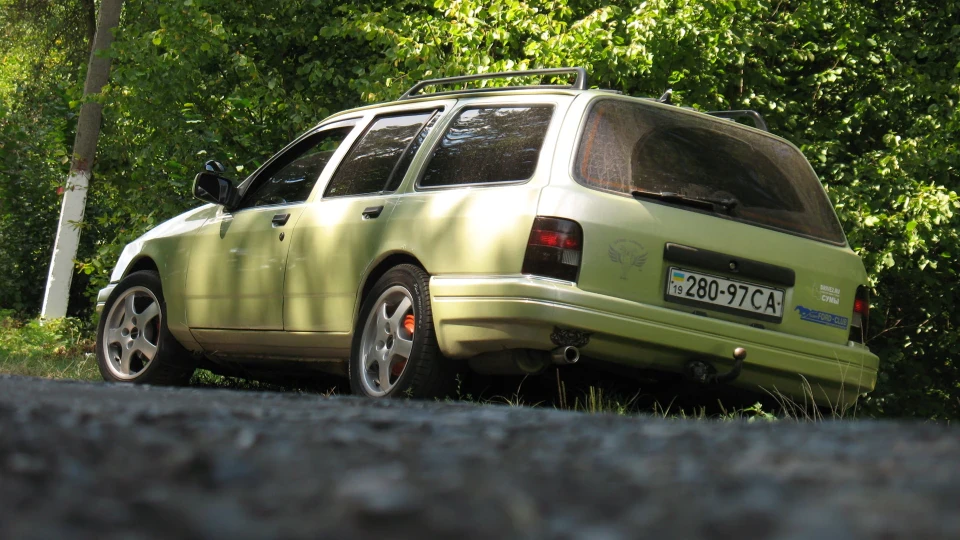 Ford Sierra 2.0iSOHCツSaraйяGreenGhia 2