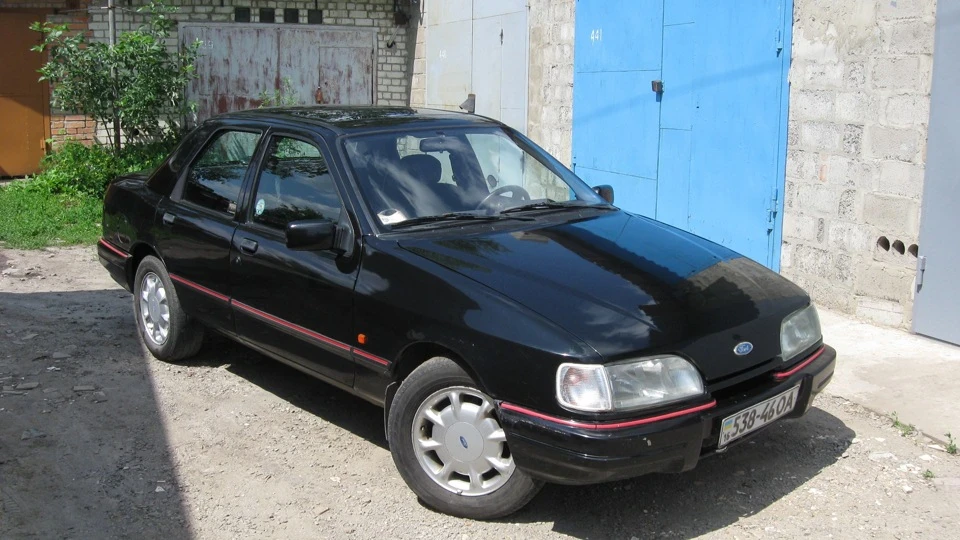 Ford Sierra 2,3D Перший автомобіль. 2