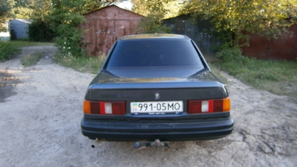 Ford Sierra 2.3D Сирник