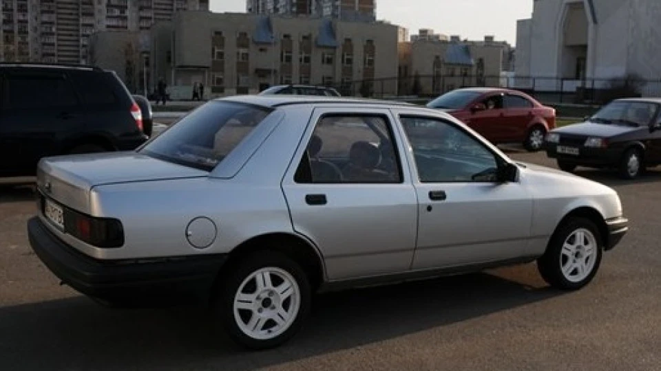 Ford Sierra 2.9 EFI 2