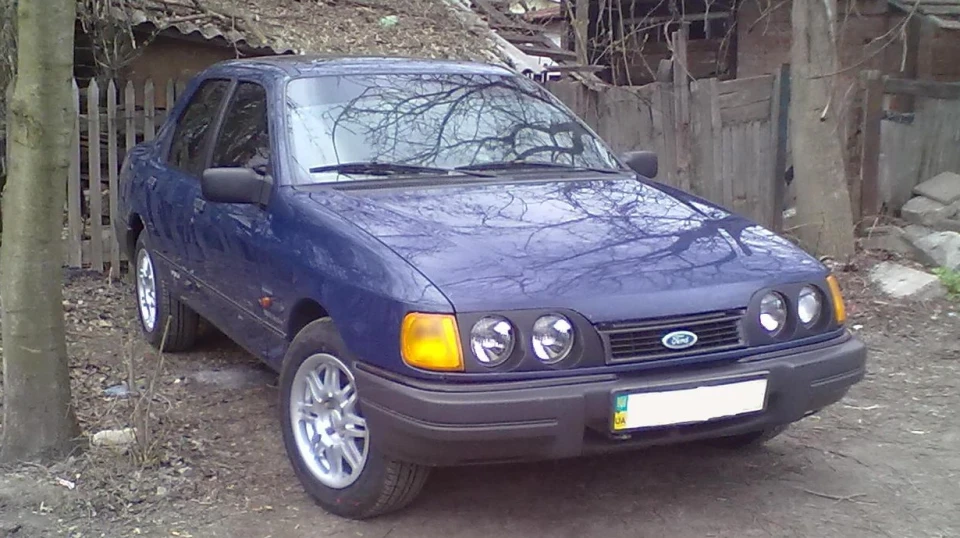 Ford Sierra 2L OHC i 4