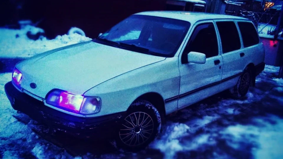 Ford Sierra Білий орел