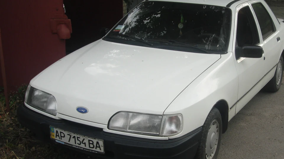 Ford Sierra Білий хаос 5