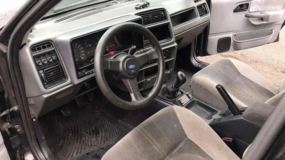 Ford Sierra Black "Gangsta" 2