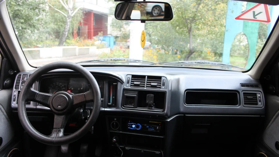 Ford Sierra ★ ♠Black♠ & ♦Red♦ ★ 3