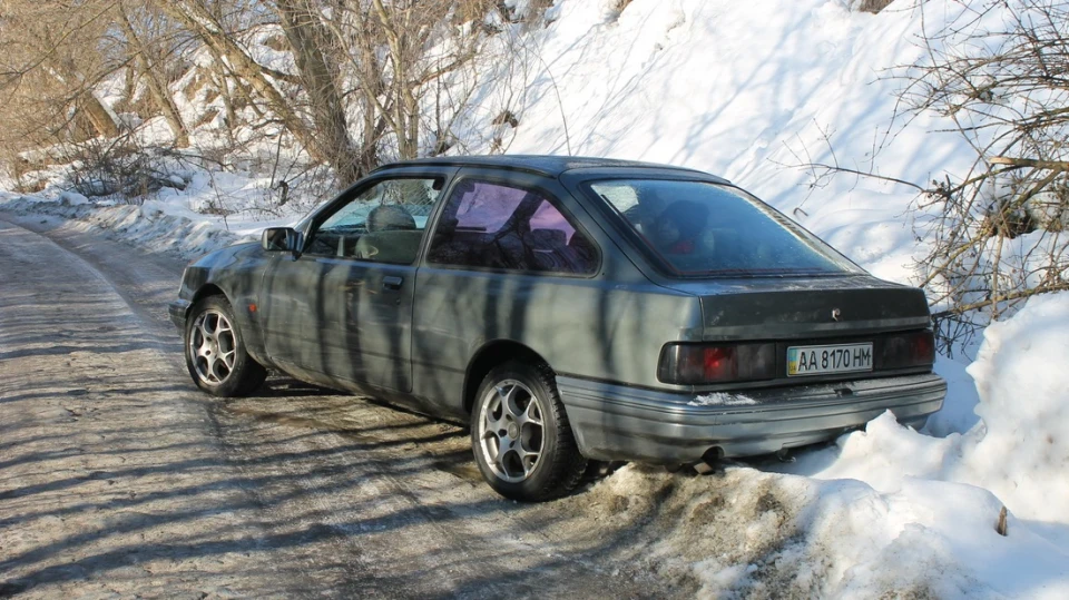 Ford Sierra Coupe rebuilded 2