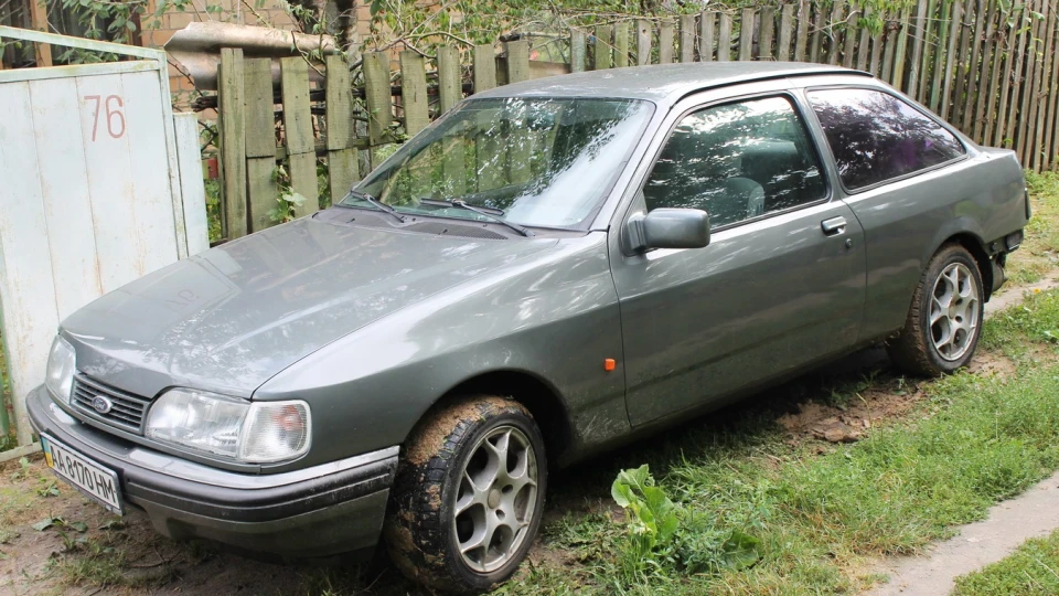 Ford Sierra Coupe rebuilded 3