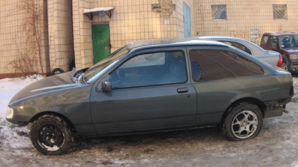 Ford Sierra Coupe rebuilded 5