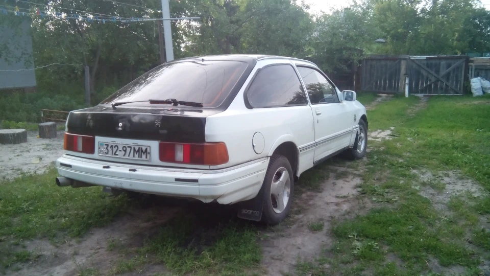 Ford Sierra Coupe RS 2