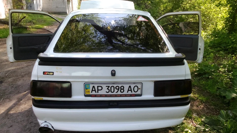 Ford Sierra Дівчинка 2