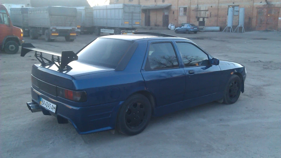 Ford Sierra DOHC 2.0 EFI 2