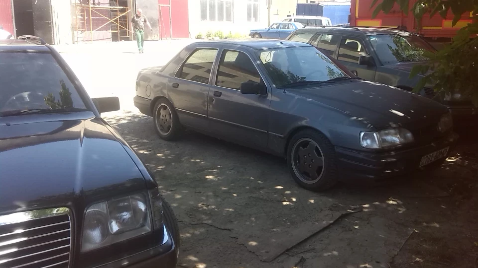 Ford Sierra DOHC 2000 16V 3