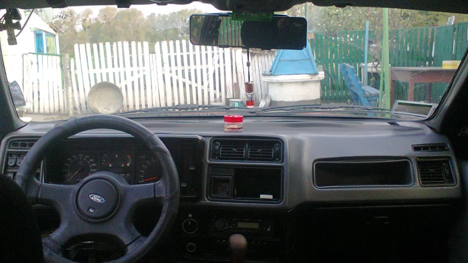 Ford Sierra DUGLAS 4
