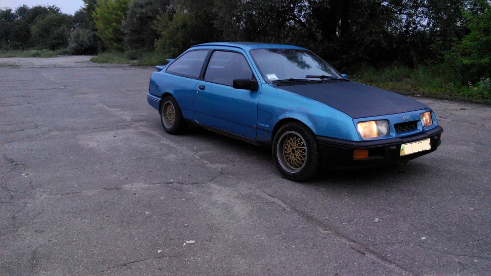 Ford Sierra блакитна перлина 5