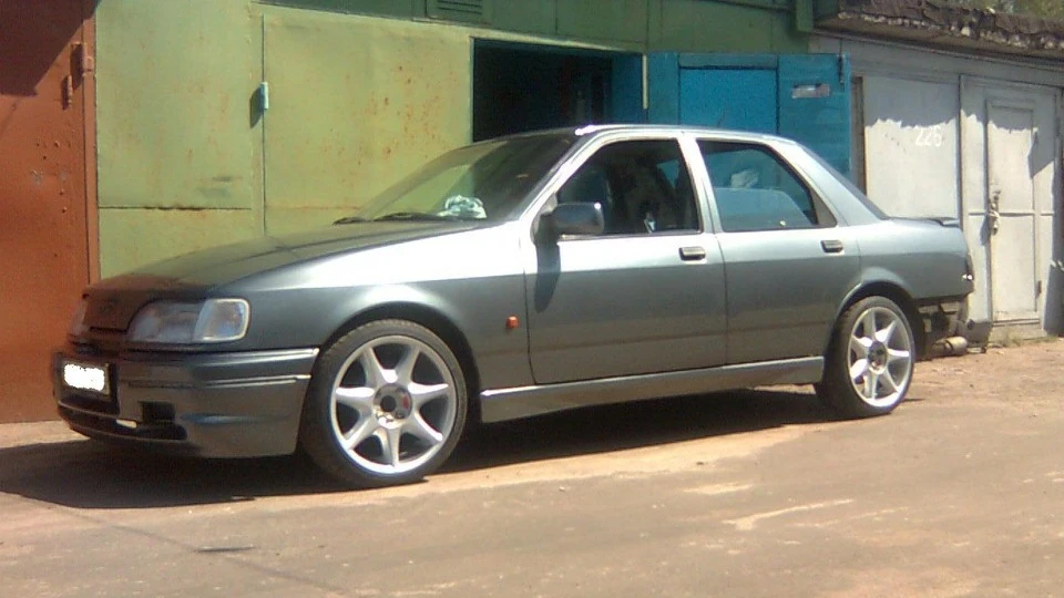 Ford Sierra GRAY METALLIC 3
