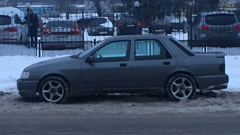 Ford Sierra Гриня 3