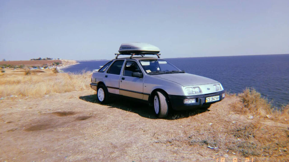 Ford Sierra Hatchback 4