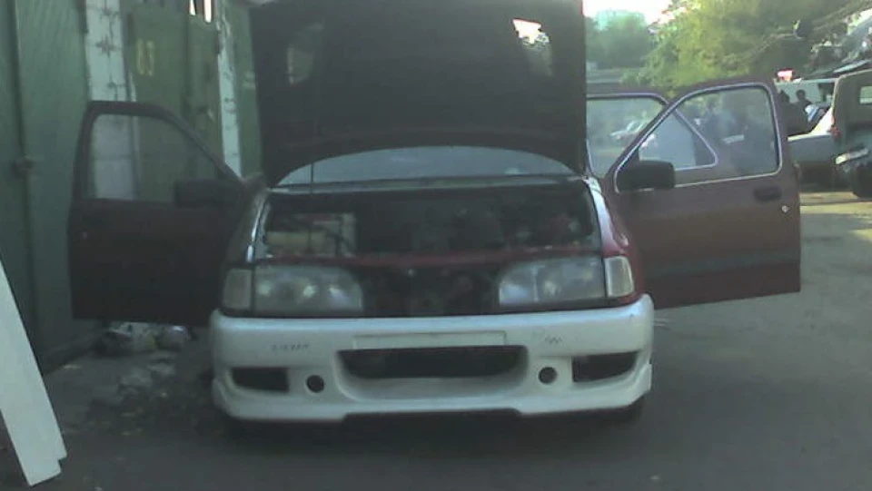 Ford Sierra полуничка)2.0 dohc*New* 5