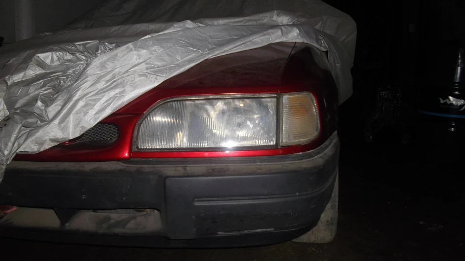 Ford Sierra червоний юніверсальчик 2
