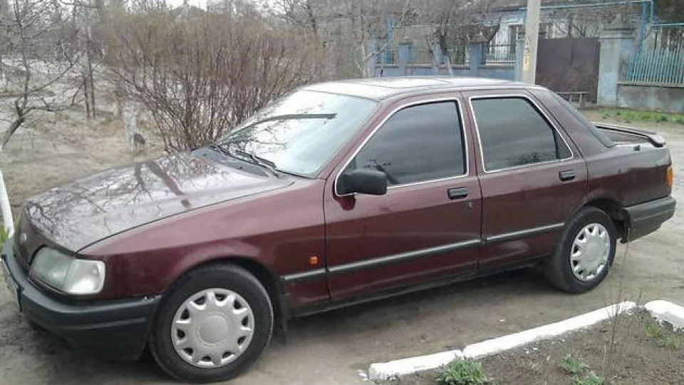 Ford Sierra Лапка 3