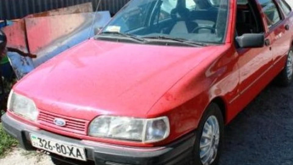 Ford Sierra Ліфтбек, DOHC 2.0i CLX 2