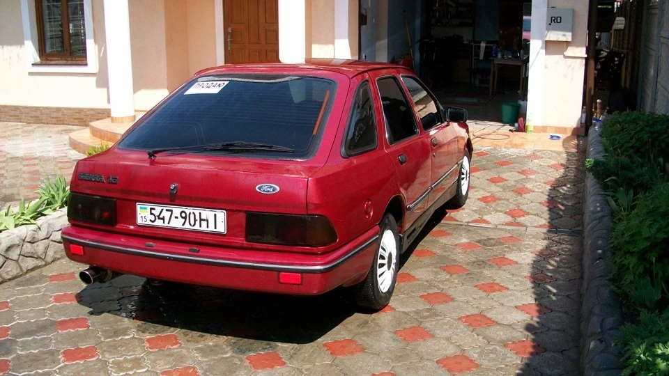 Ford Sierra Малятко 3