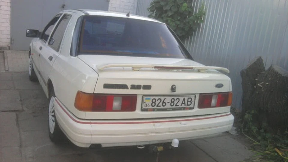 Ford Sierra модель Sieera 2.0GT 3