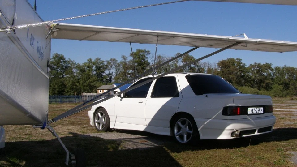 Ford Sierra Мystic White 2