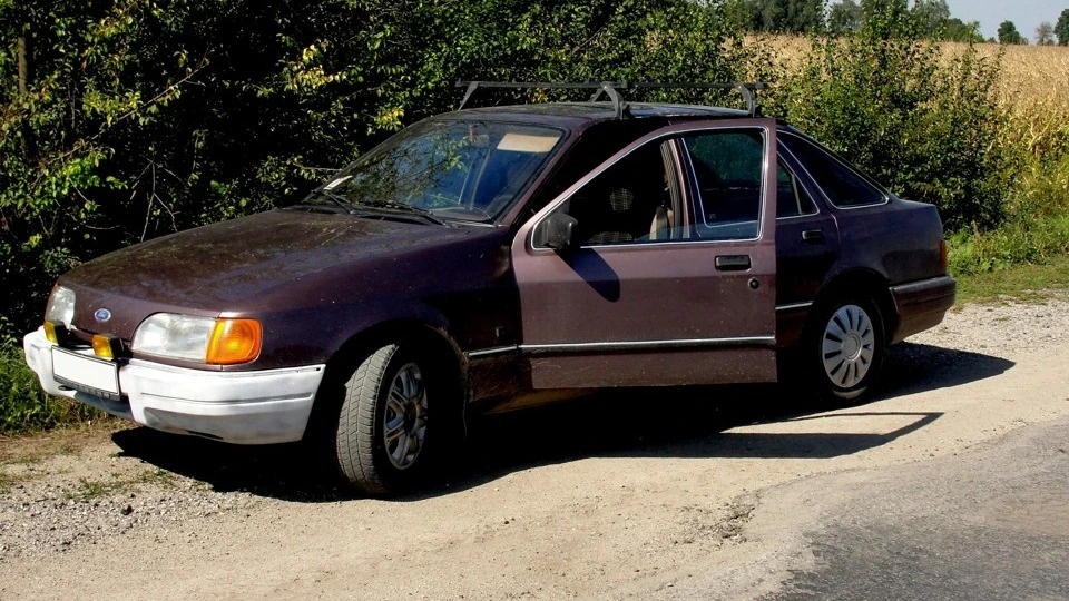 Ford Sierra OHCайра 2