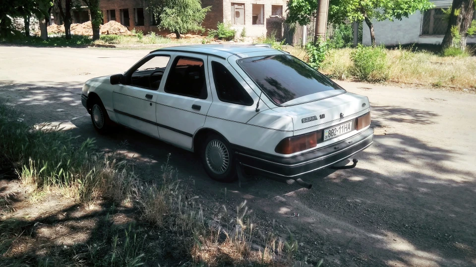 Ford Sierra Покемон 2