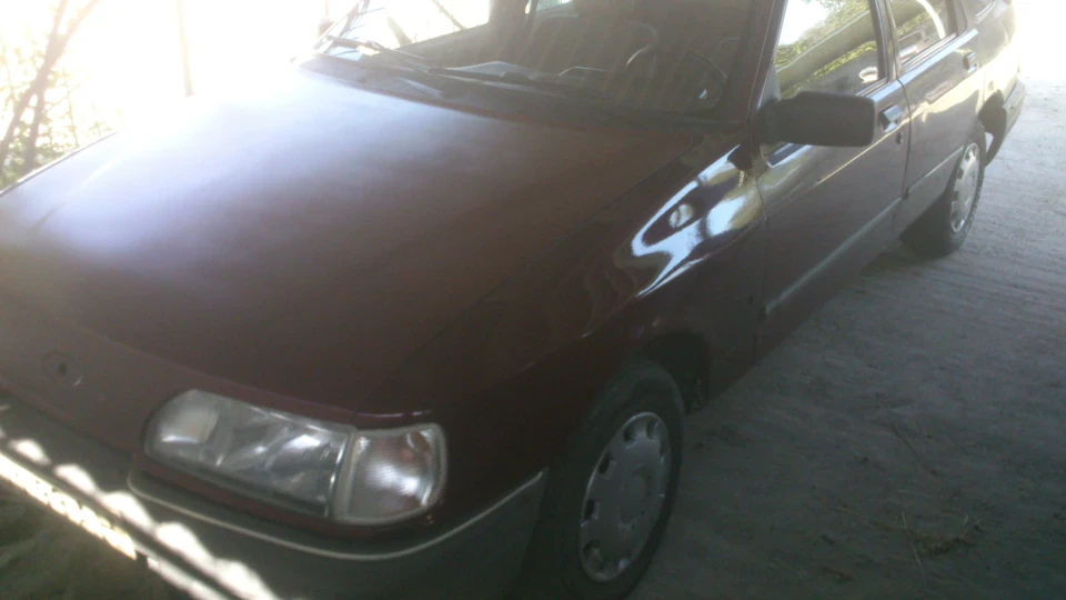 Ford Sierra RED CORSAIR 2