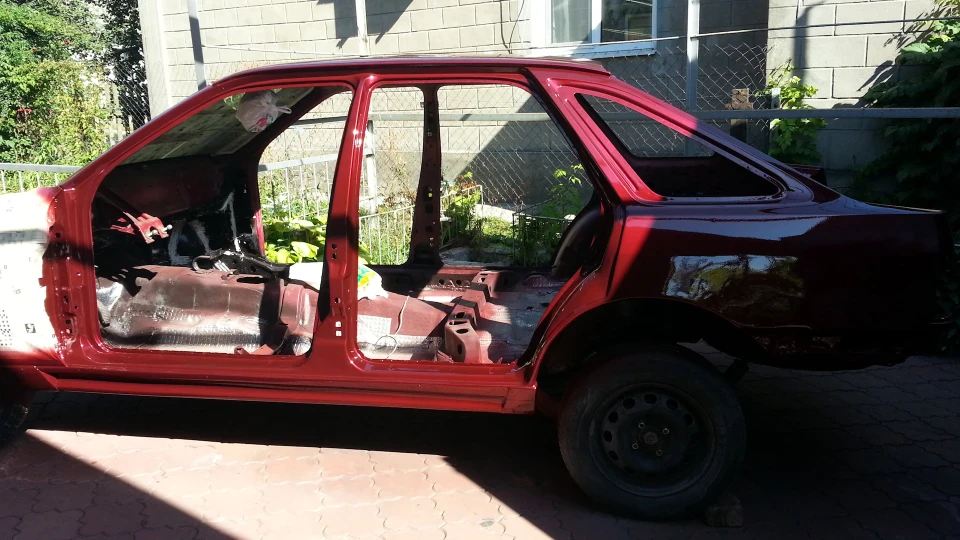 Ford Sierra Red dragon 4