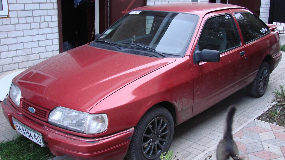 Ford Sierra Red fire