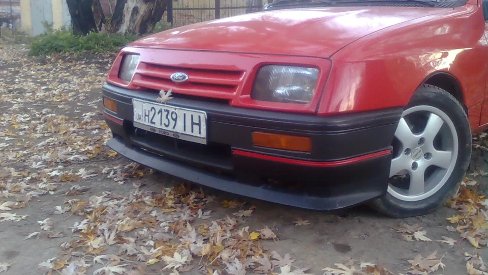 Ford Sierra RED LASER 4