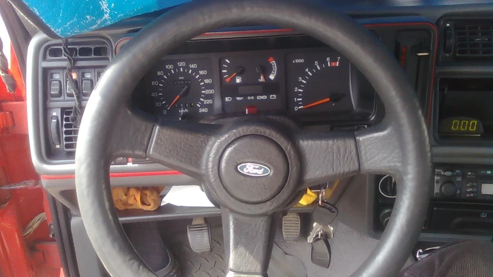 Ford Sierra RED LASER 5
