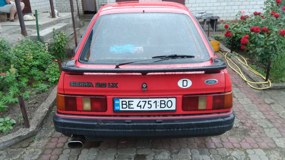 Ford Sierra =RED= 4
