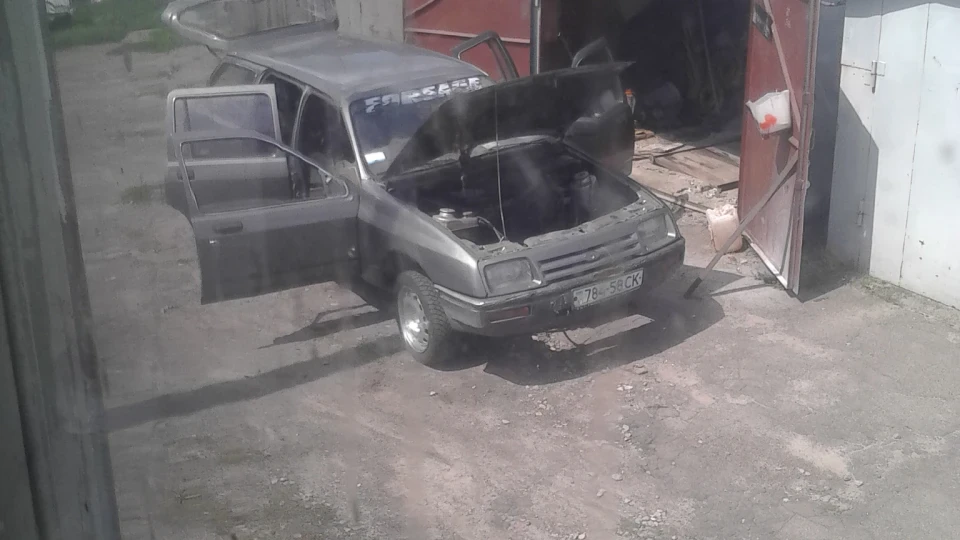 Ford Sierra з розбирання 2