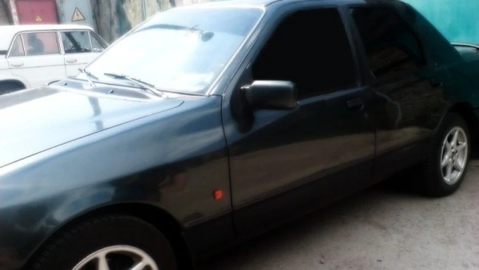Ford Sierra Sapphire 5