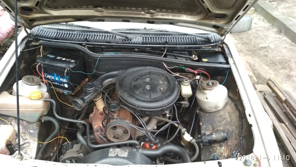 Ford Sierra Сріблястий ДРУШЛАК 3