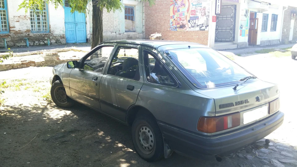 Ford Sierra Сірий 2.3d.Трудяга. 5