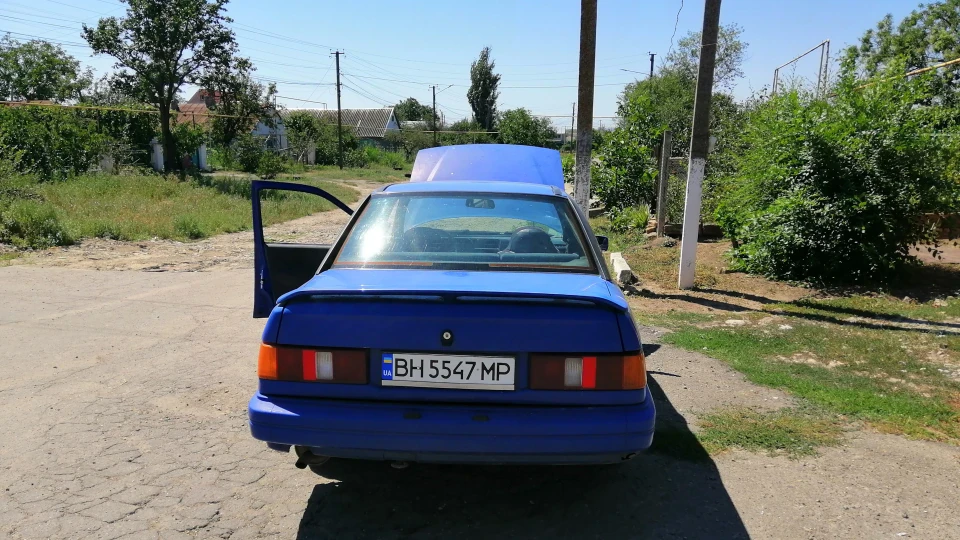 Ford Sierra Синій падець 3