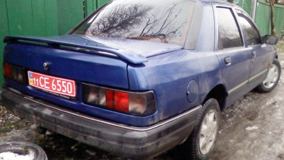 Ford Sierra Tasman Blaü 2.0 2