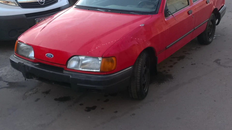 Ford Sierra Turnier Ghia 2