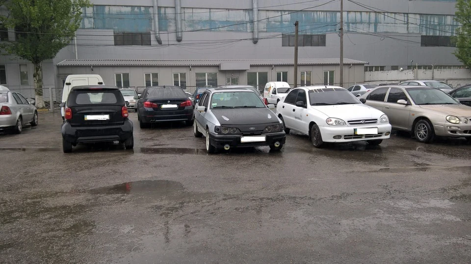 Ford Sierra ХетчБек 2