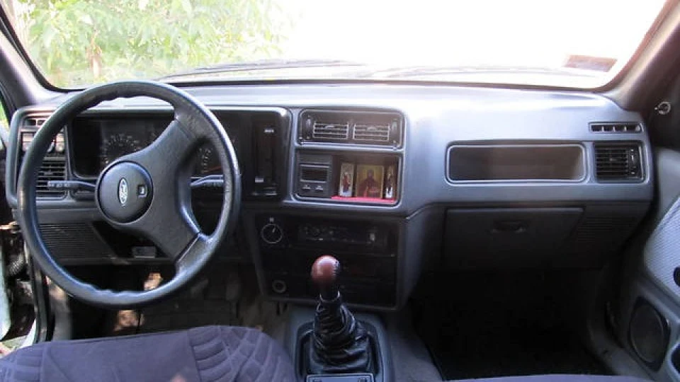 Ford Sierra Золотий 2