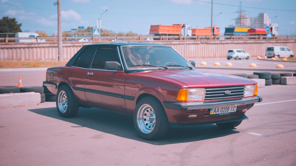 Ford Taunus 2 doors 0208 3