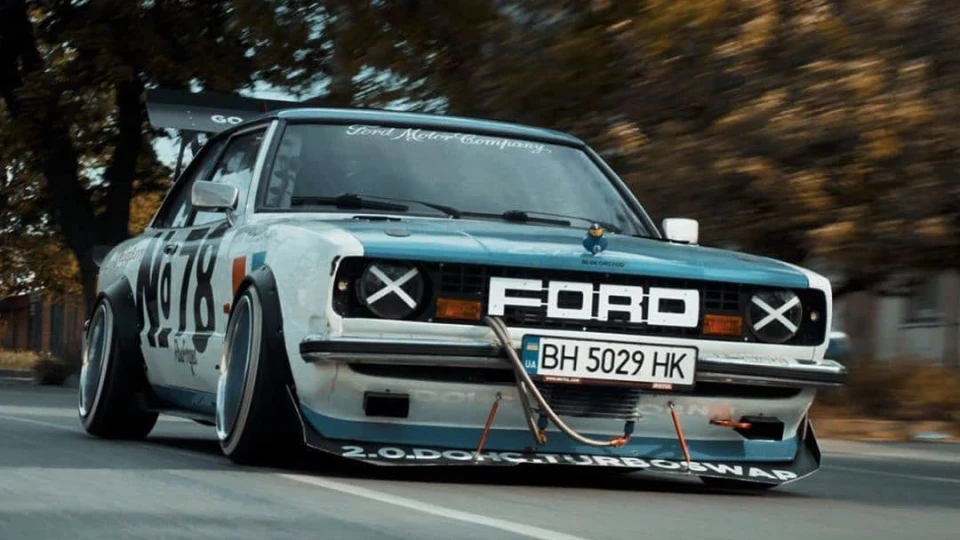 Ford Taunus 2.0 D.O.H.C. TURBO 2